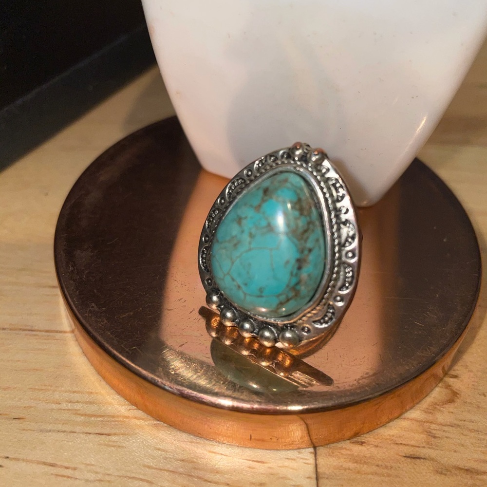 Turquoise Ring - Picture 2 of 6